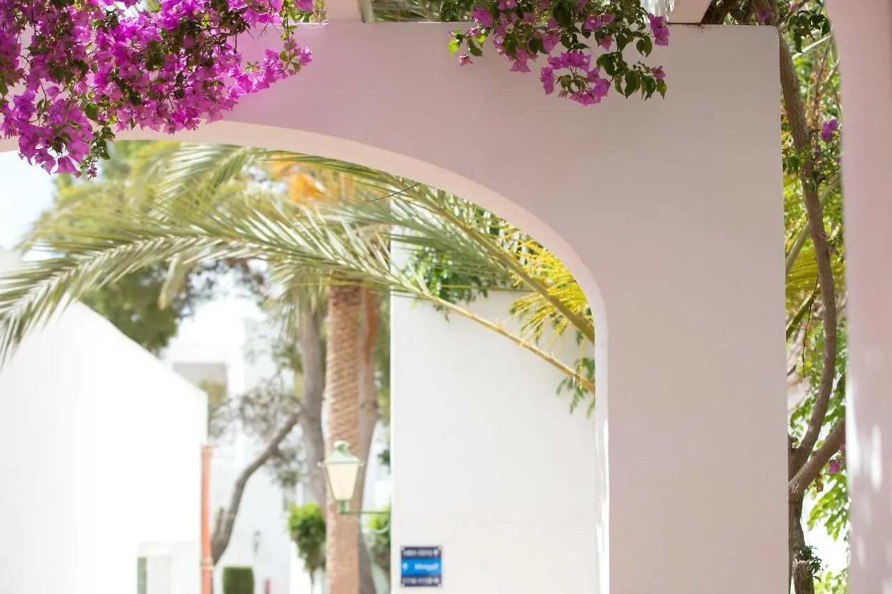 Gavimar Ariel Chico Hotel And Apartments Cala D'Or